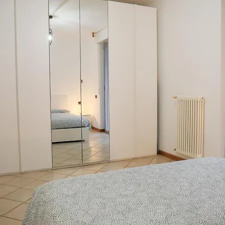 Velahouse By Design Apartment Bellano